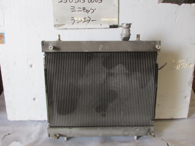【中古】中古部品 ミニキャブ DS64V ﾗｼﾞｴｰﾀ 【3310220100-230313000320400】