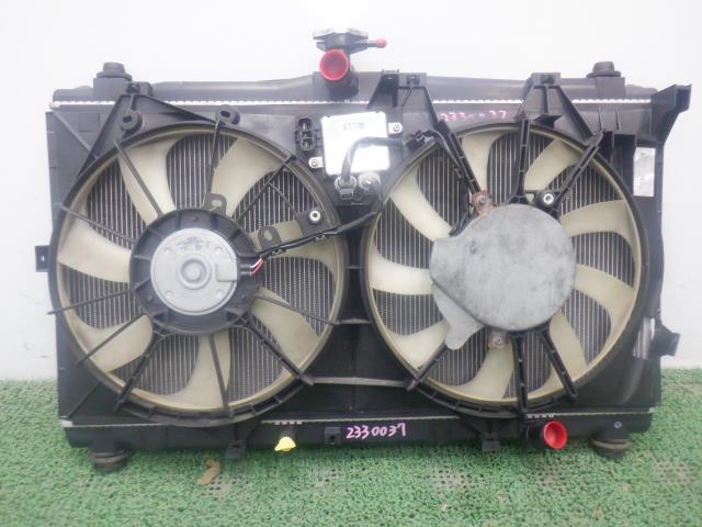 【中古】中古部品 カムリ AVV50 ﾗｼﾞｴｰﾀ 【3310250100-000233003720400】 21,001円