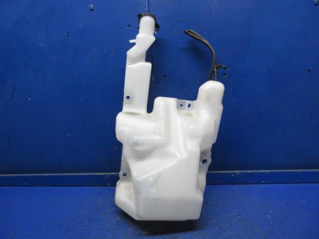 【中古】中古部品 いすゞ大型車 CYE60CM ｳｫｯｼｬｰﾀﾝｸ 【3310270100-000014710167300】