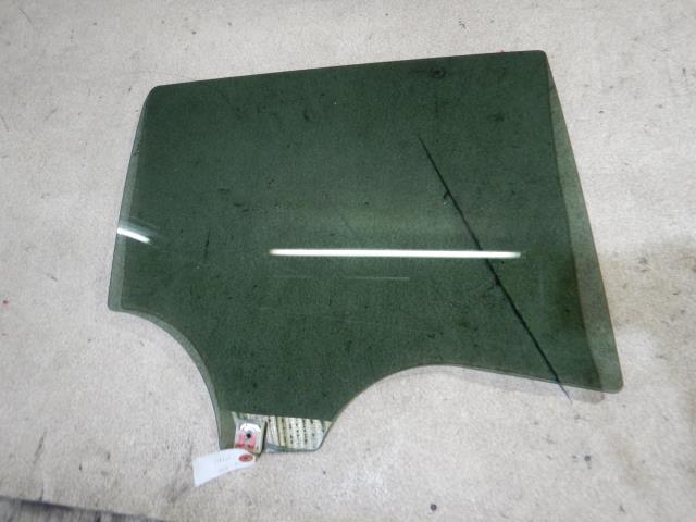 【中古】中古部品 アクセラ BL5FW 右ﾘｱﾄﾞｱｶﾞﾗｽ 【3330810100-001610725913330】