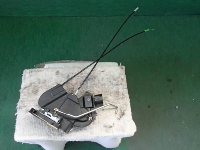 【中古】中古部品 ガイア ACM10G 右ﾘｱﾄﾞｱﾛｯｸｿﾚﾉｲﾄﾞ 【3310420000-001222723964570】