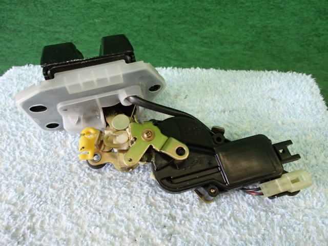 【中古】中古部品 スピアーノ HF21S ﾄﾗﾝｸ･ﾊﾞｯｸﾄﾞｱﾛｯｸｿﾚﾉｲﾄﾞ 【3310420000-001119906664590】