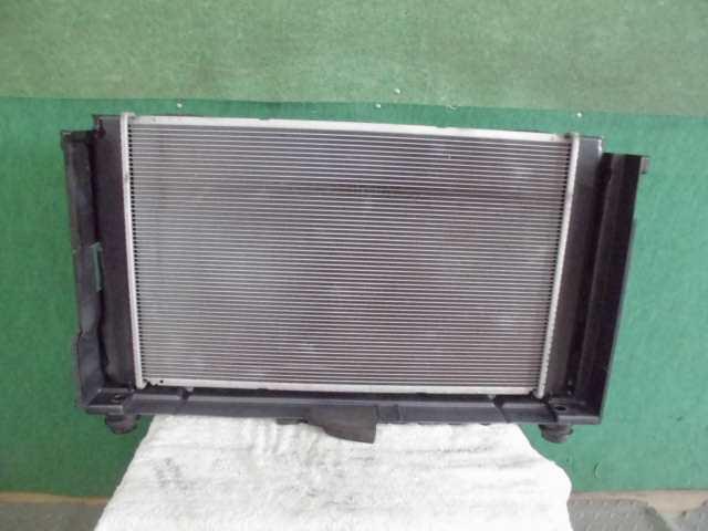 【中古】中古部品 プリウス ZVW30 ﾗｼﾞｴｰﾀ 【3310420000-000002183020400】