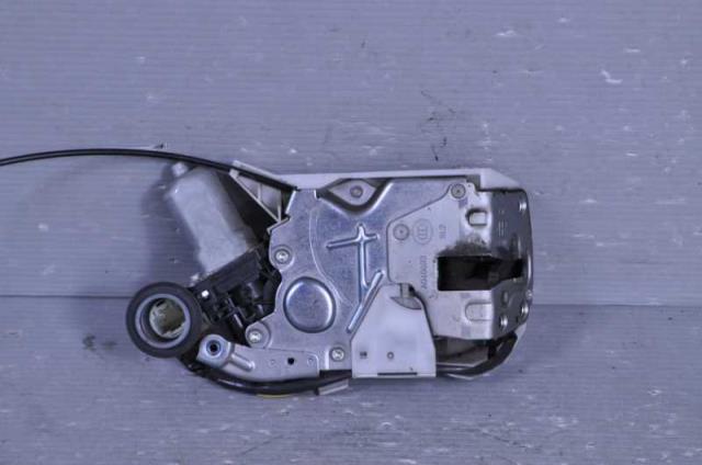 【中古】中古部品 ヴェルファイア ANH20W 右ﾘｱｸﾛｰｻﾞｰﾄﾞｱﾓｰﾀｰ 【3310580000-240223001366120】