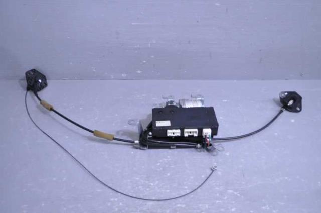 【中古】中古部品 ＭＰＶ LY3P 右ﾊﾟﾜｰｽﾗｲﾄﾞﾄﾞｱﾓｰﾀｰ 【3310580000-241016001264650】