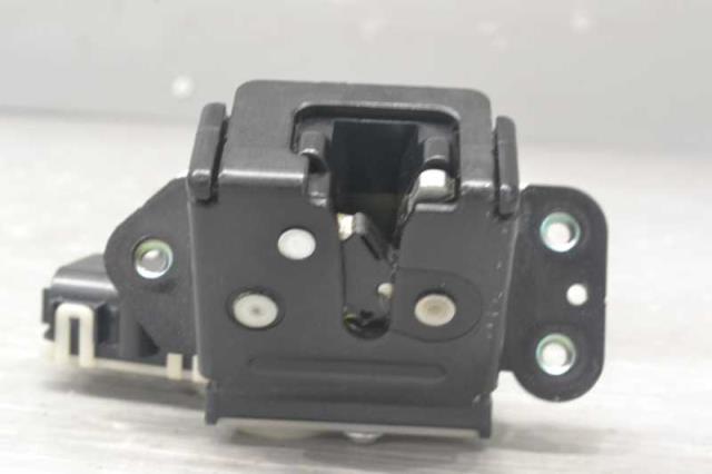【中古】中古部品 アクセラ BL5FW ﾄﾗﾝｸ･ﾊﾞｯｸﾄﾞｱﾛｯｸｿﾚﾉｲﾄﾞ 【3310580000-230918001664590】