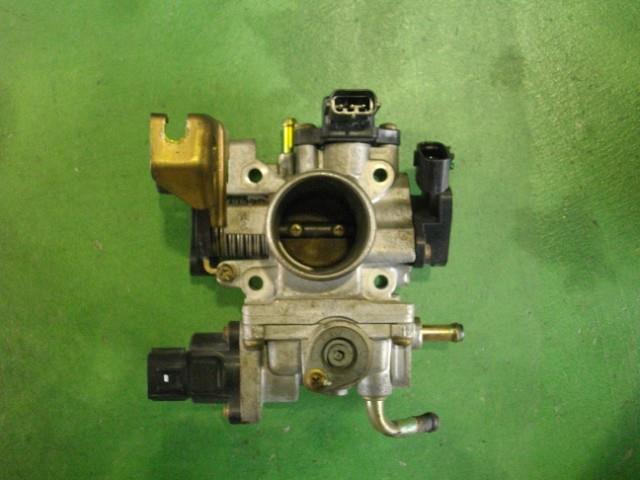 【中古】中古部品 ＡＺワゴン MD22S ｽﾛｯﾄﾙﾎﾞﾃﾞｨ 【3310590000-000006693920300】