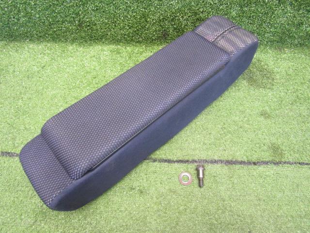 【中古】中古部品 ムーヴ L900S ｱｰﾑﾚｽﾄ 【3330200100-220186000070460】