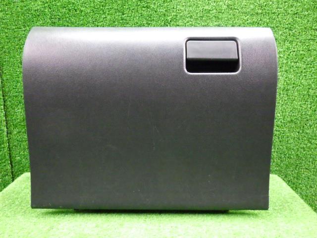 【中古】中古部品 ヴェルファイア ATH20W ｸﾞﾛｰﾌﾞBOX 【3330250100-000000866270210】