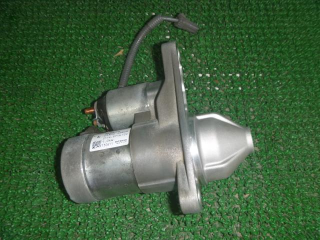 【中古】中古部品 エクストレイル NT32 ｾﾙﾓｰﾀｰ 【3330370100-000233001960100】