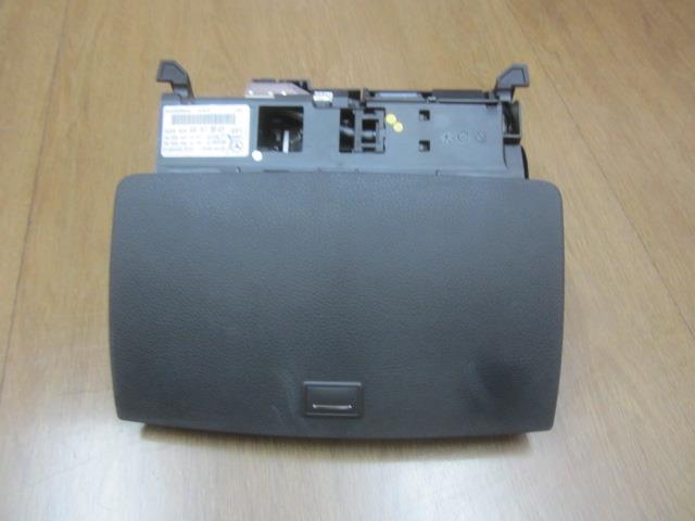 【中古】中古部品 ベンツ Cクラス 204041 ﾏﾙﾁﾓﾆﾀｰ 【3330410100-241101000161300】｜e-cleマート
