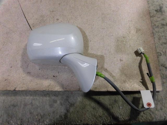 【中古】中古部品 マークＸジオ ANA10 右ｻｲﾄﾞﾐﾗｰ 【3330810100-001489680813500】