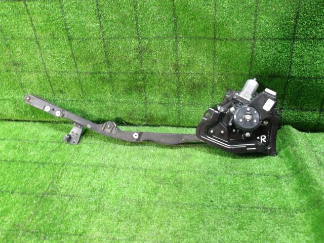 【中古】中古部品 ムーヴキャンバス LA810S 右ﾊﾟﾜｰｽﾗｲﾄﾞﾄﾞｱﾓｰﾀｰ 【3330420100-250326000264650】