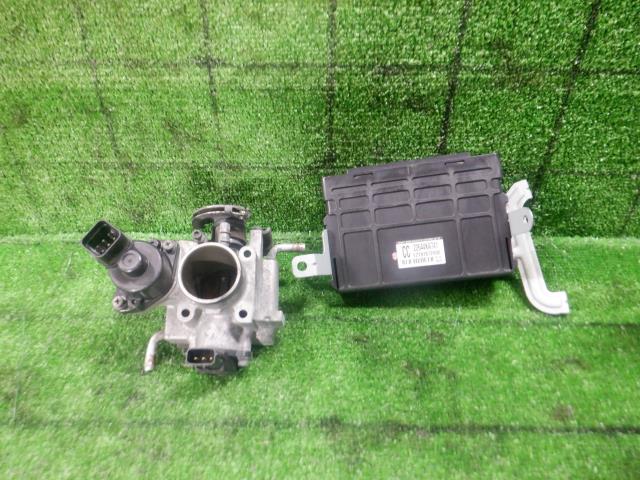 【中古】中古部品 ステラ RN2 ｽﾛｯﾄﾙﾎﾞﾃﾞｨ 【3330420100-230217000220300】
