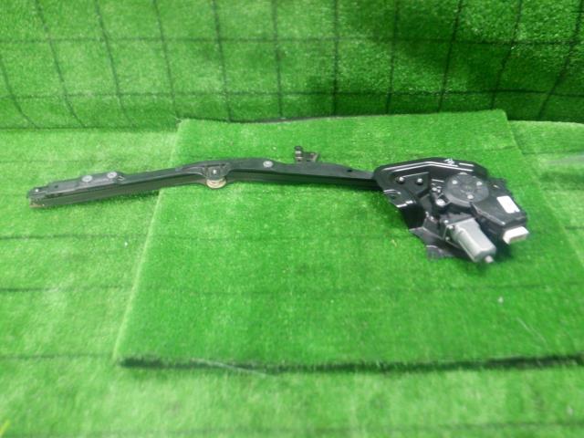 【中古】中古部品 ウェイク LA710S 左ﾊﾟﾜｰｽﾗｲﾄﾞﾄﾞｱﾓｰﾀｰ 【3330420100-240206000164660】