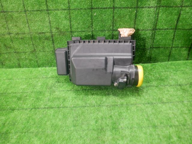 【中古】中古部品 ステップワゴン RG2 ｴｱｸﾘｰﾅｰ 【3330420100-230707000229050】