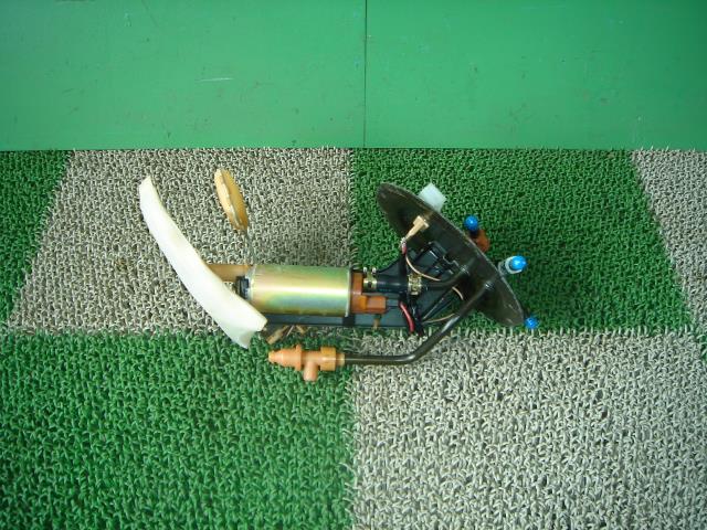 【中古】中古部品 プレサージュ TNU30 ﾌｭｰｴﾙﾎﾟﾝﾌﾟ 【3330440100-001189821120600】