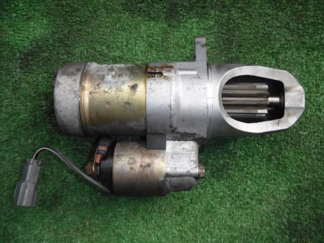 【中古】中古部品 セフィーロ PA33 セルモーター 【3330450100-001656087460100】