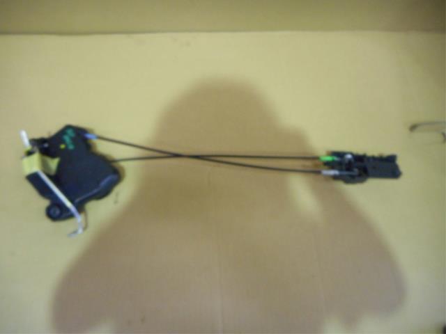 【中古】中古部品 ラパン HE21S 左フロントドアロックソレノイド 【3330460100-001451857264560】