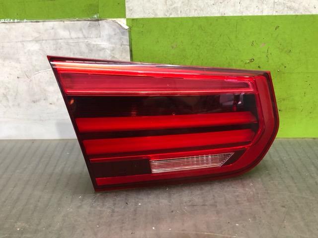 【中古】中古部品 BMW 3シリーズ 3D20 左フィニッシャーパネル 【3330530100-000005306015220】