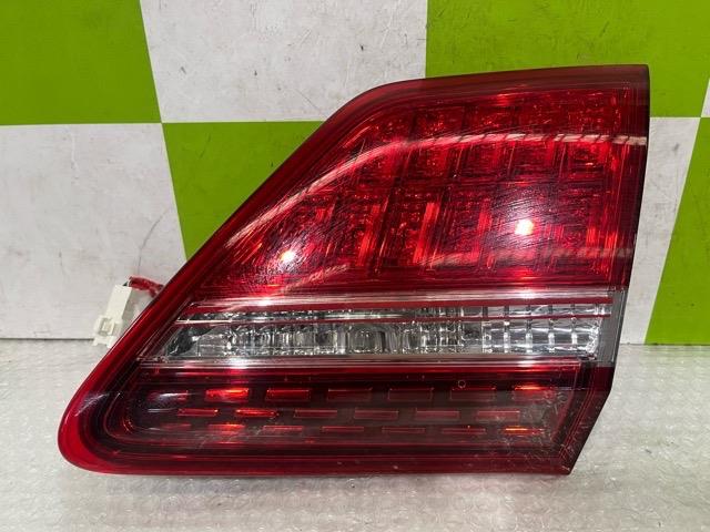 【中古】中古部品 クラウン GRS200 右ﾌｨﾆｯｼｬｰﾊﾟﾈﾙ 【3330530100-000005218815210】