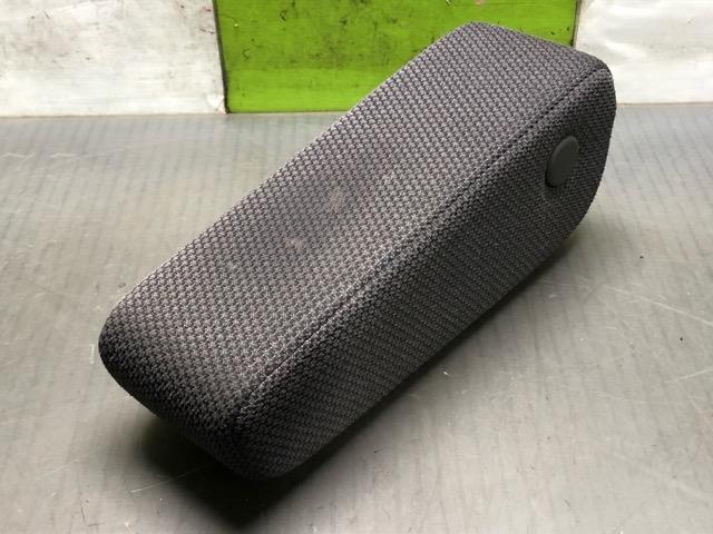 【中古】中古部品 ワゴンＲスマイル MX91S ｱｰﾑﾚｽﾄ 【3330530100-000005353370460】
