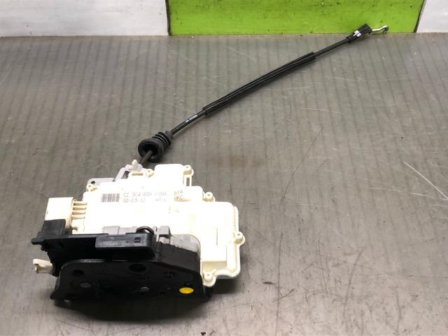 【中古】中古部品 VW パサート 3CCAX 左リアドアロックソレノイド 【3330530100-000005316964580】