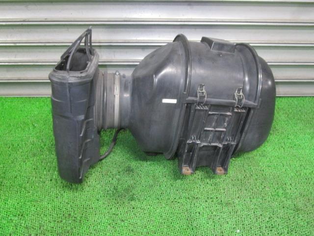 【中古】中古部品 ふそうトラクター FP54VDR エアクリーナー 【3330540100-230511000129050】