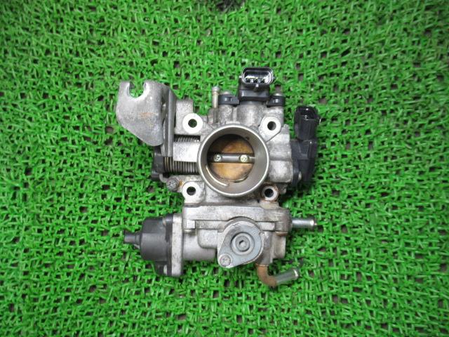 【中古】中古部品 モコ MG22S ｽﾛｯﾄﾙﾎﾞﾃﾞｨ 【3330540100-230818000220300】