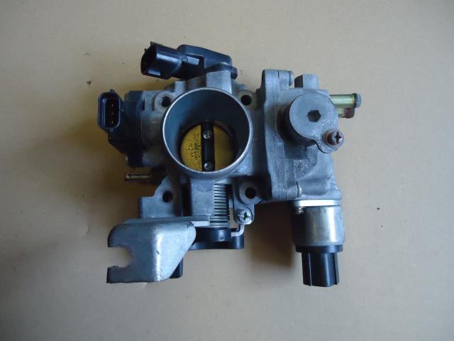 【中古】中古部品 モコ MG22S ｽﾛｯﾄﾙﾎﾞﾃﾞｨ 【3330660100-001626221420300】 7,366円
