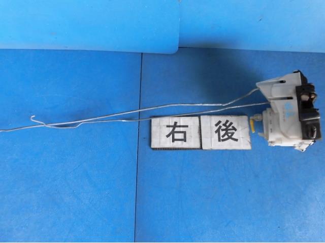 【中古】中古部品 VW ポロ 6NAHW 右ﾘｱﾄﾞｱﾛｯｸｿﾚﾉｲﾄﾞ 【3330900100-001115509964570】
