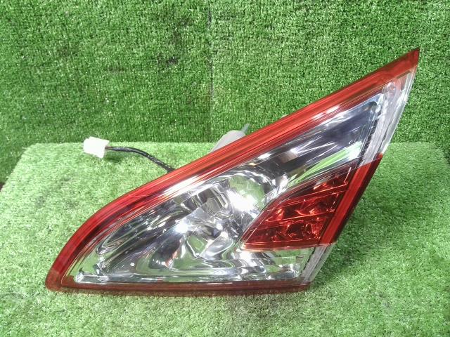 【中古】中古部品 ムラーノ TNZ51 右ﾌｨﾆｯｼｬｰﾊﾟﾈﾙ 【3330900100-000024070115210】