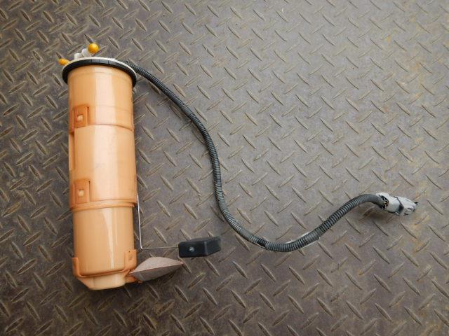 【中古】中古部品 パジェロミニ H58A ﾌｭｰｴﾙﾎﾟﾝﾌﾟ 【3330920100-001684022120600】