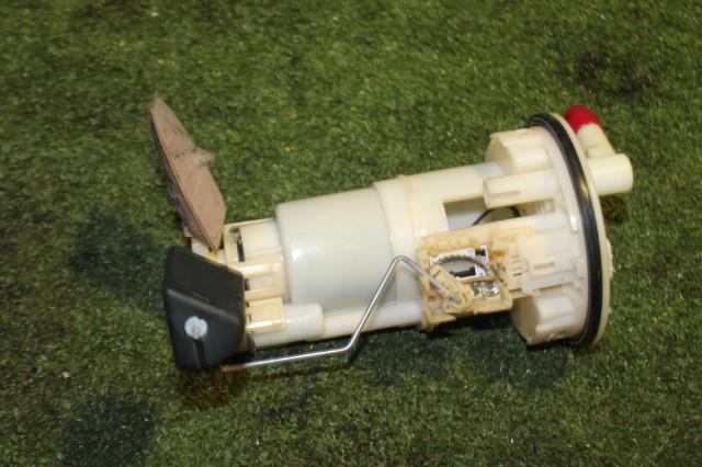 【中古】中古部品 ミラココア L675S ﾌｭｰｴﾙﾎﾟﾝﾌﾟ 【3330950100-000043070220600】