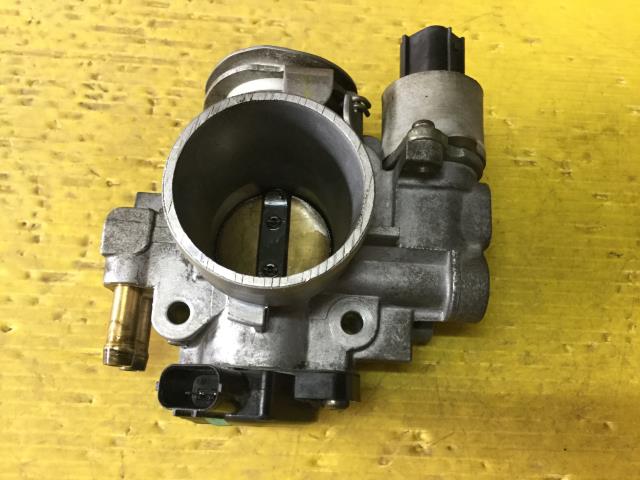 【中古】中古部品 ライフ JB8 ｽﾛｯﾄﾙﾎﾞﾃﾞｨ 【3330960100-000052077020300】 7,877円