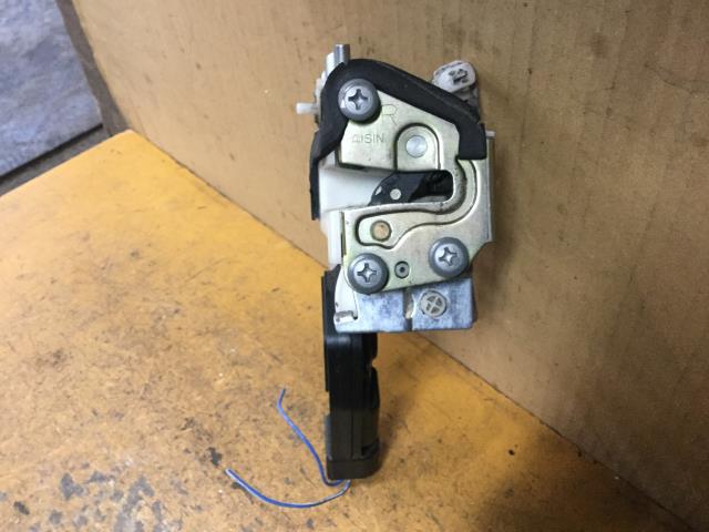 【中古】中古部品 ムーヴ L160S 右ﾘｱﾄﾞｱﾛｯｸｿﾚﾉｲﾄﾞ 【3330960100-000051740864571】