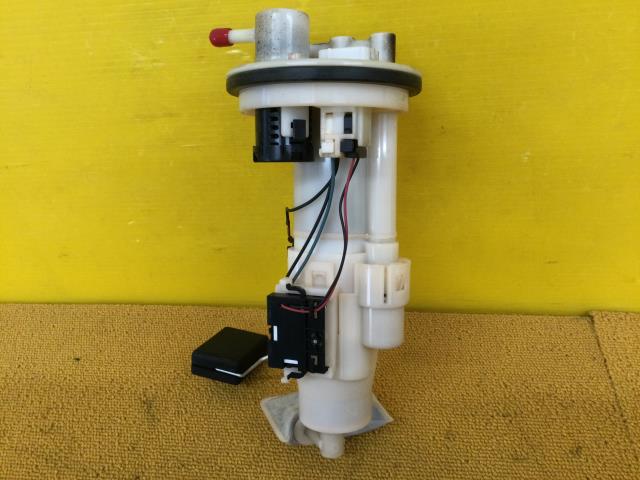 【中古】中古部品 デイズ B21W ﾌｭｰｴﾙﾎﾟﾝﾌﾟ 【3330960100-000052313820600】