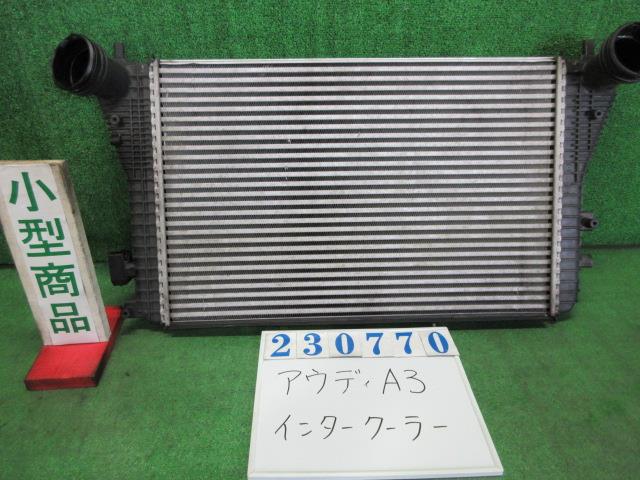 【中古】中古部品 アウディ A3 8PBYT ｲﾝﾀｰｸｰﾗｰ 【3330980100-000023077020500】