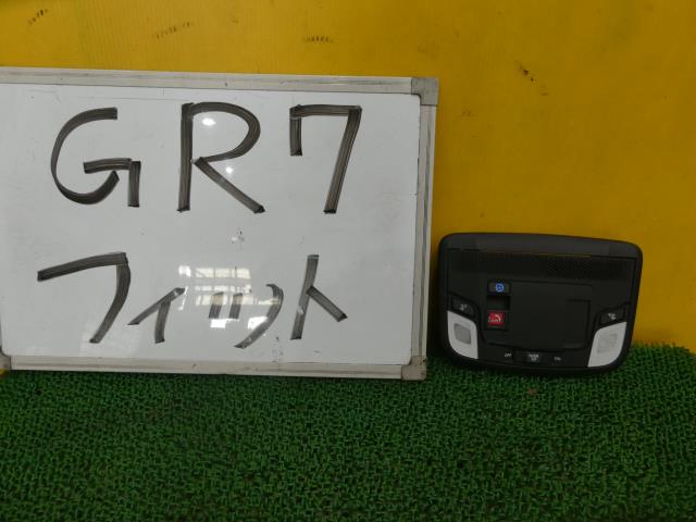 【中古】中古部品 フィット GR7 ﾙｰﾑﾗﾝﾌﾟ 【3331010600-230602001368200】