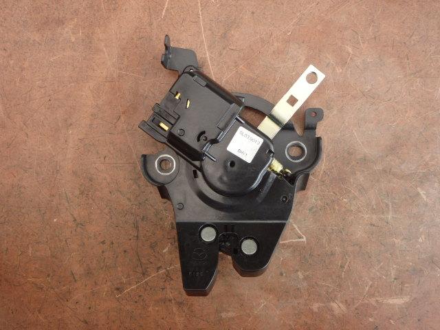 【中古】中古部品 アテンザ GJ2FP ﾄﾗﾝｸ･ﾊﾞｯｸﾄﾞｱﾛｯｸｿﾚﾉｲﾄﾞ 【3331010800-000020998864590】