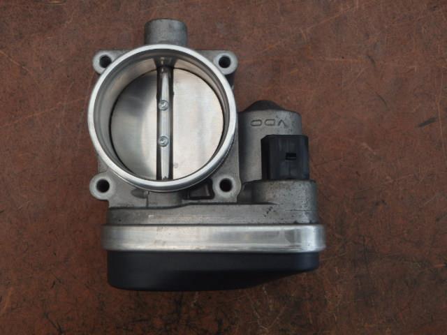 【中古】中古部品 BMW 3シリーズ VA20 ｽﾛｯﾄﾙﾎﾞﾃﾞｨ 【3331010800-000021460720300】