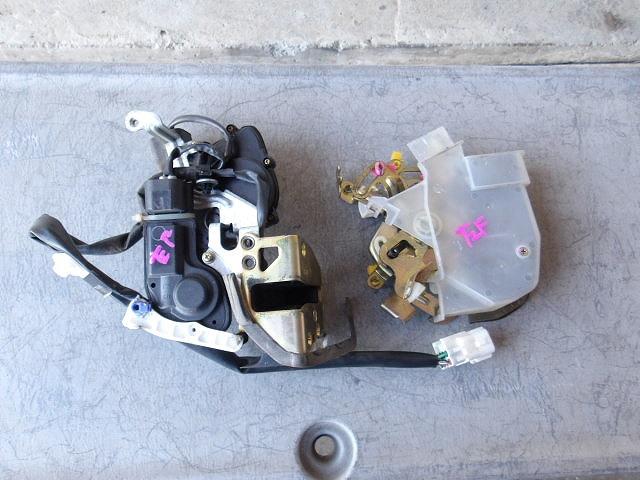 【中古】中古部品 ラウム NCZ20 左ﾌﾛﾝﾄﾄﾞｱﾛｯｸｿﾚﾉｲﾄﾞ 【3340080100-241108000464560】