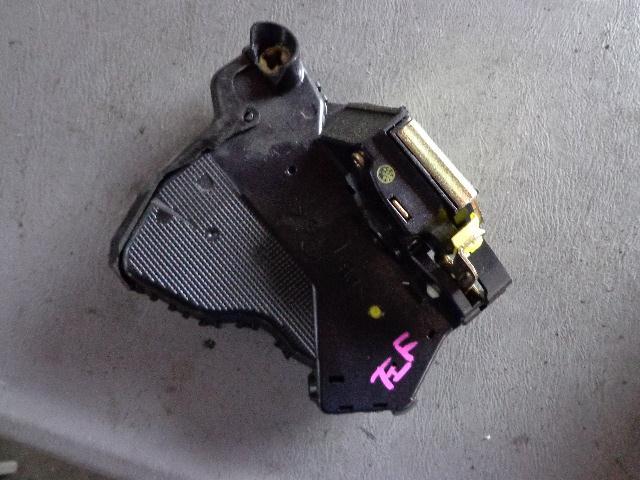 【中古】中古部品 イスト NCP60 左ﾌﾛﾝﾄﾄﾞｱﾛｯｸｿﾚﾉｲﾄﾞ 【3340080100-000930832464560】