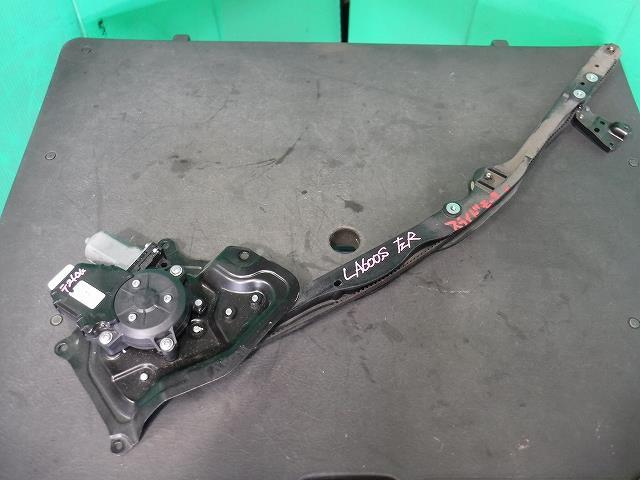 【中古】中古部品 タント LA600S 左ﾊﾟﾜｰｽﾗｲﾄﾞﾄﾞｱﾓｰﾀｰ 【3340140100-000021394764660】