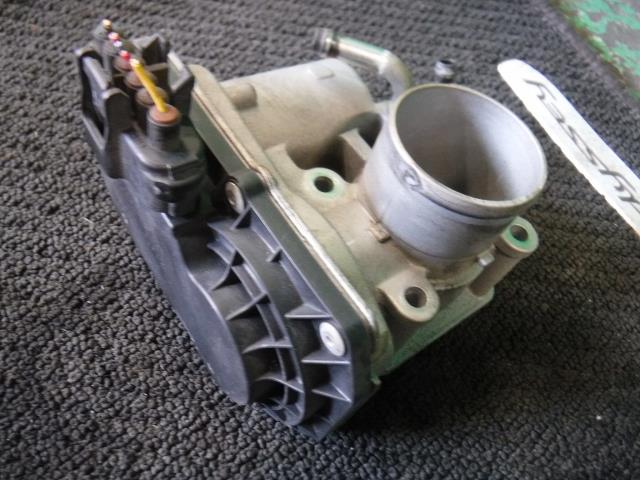 【中古】中古部品 キャロル HB24S ｽﾛｯﾄﾙﾎﾞﾃﾞｨ 【3340140100-000022001820300】