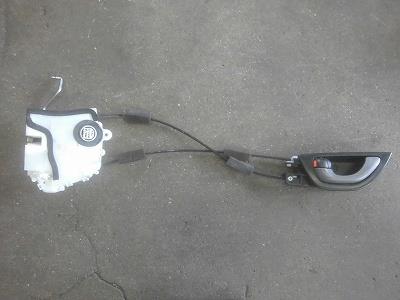 【中古】中古部品 フィット GE6 左ﾘｱﾄﾞｱﾛｯｸｿﾚﾉｲﾄﾞ 【3340180100-240502000164580】