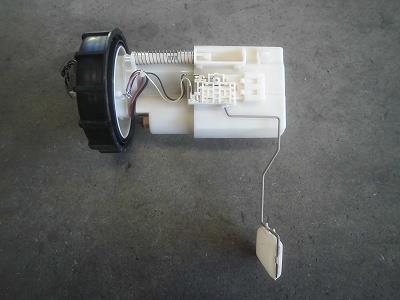 【中古】中古部品 キューブ YZ11 ﾌｭｰｴﾙﾎﾟﾝﾌﾟ 【3340180100-211215000120600】