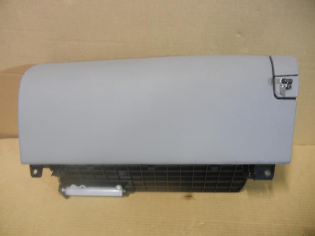 【中古】中古部品 クラウン GRS202 ｸﾞﾛｰﾌﾞBOX 【3340220100-000225077870210】