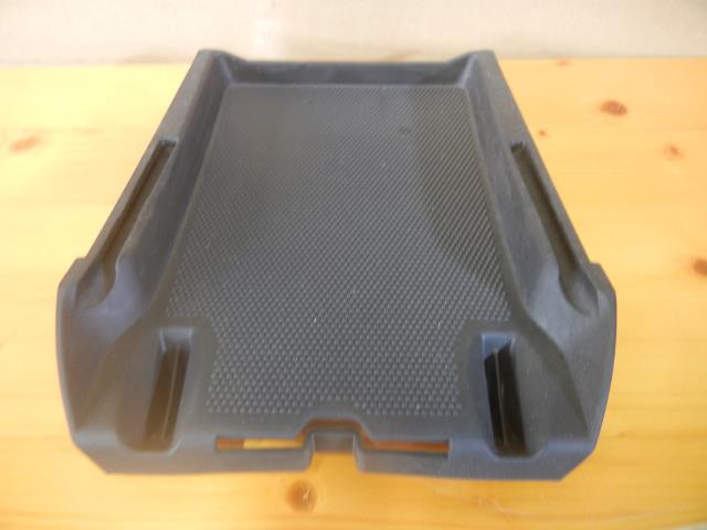 【中古】中古部品 ボルボ 50シリーズ MB4204S ｸﾞﾛｰﾌﾞBOX 【3340220100-000225075970210】