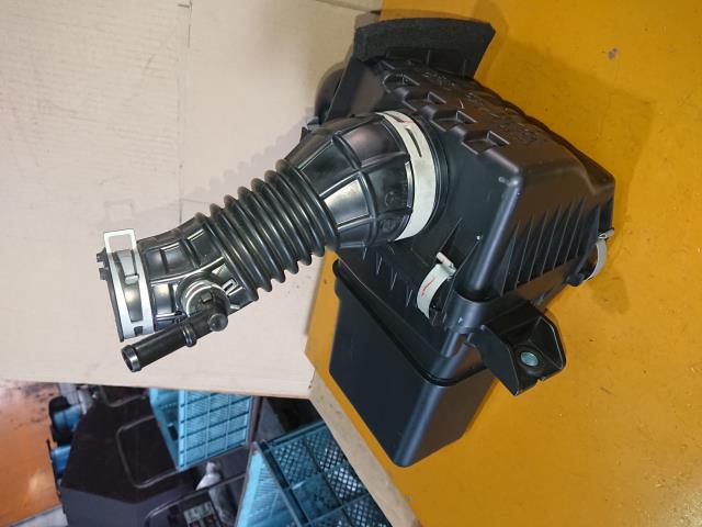 【中古】中古部品 ハイゼット S700V ｴｱｸﾘｰﾅｰ 【3340220100-000224008229050】